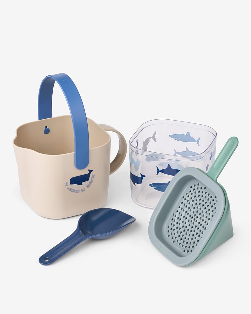 Sandkasseleker 4pk - M/ Bøtte, Spade og Sil | Roald Sand Set