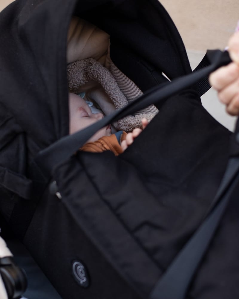 Babynest & Babylift - Multifunksjonelt Babyrede | Favn II Carrynest