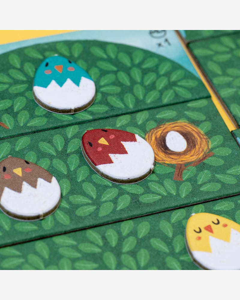 Brettspill Barn 4år+, Pocket size - Lagspill "Bygg trær og hjelp små kyllinger ut i verden" | Piu Piu Tiny Game