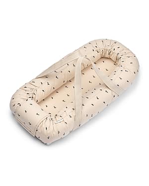 babynest babylift gro mini whale sandy