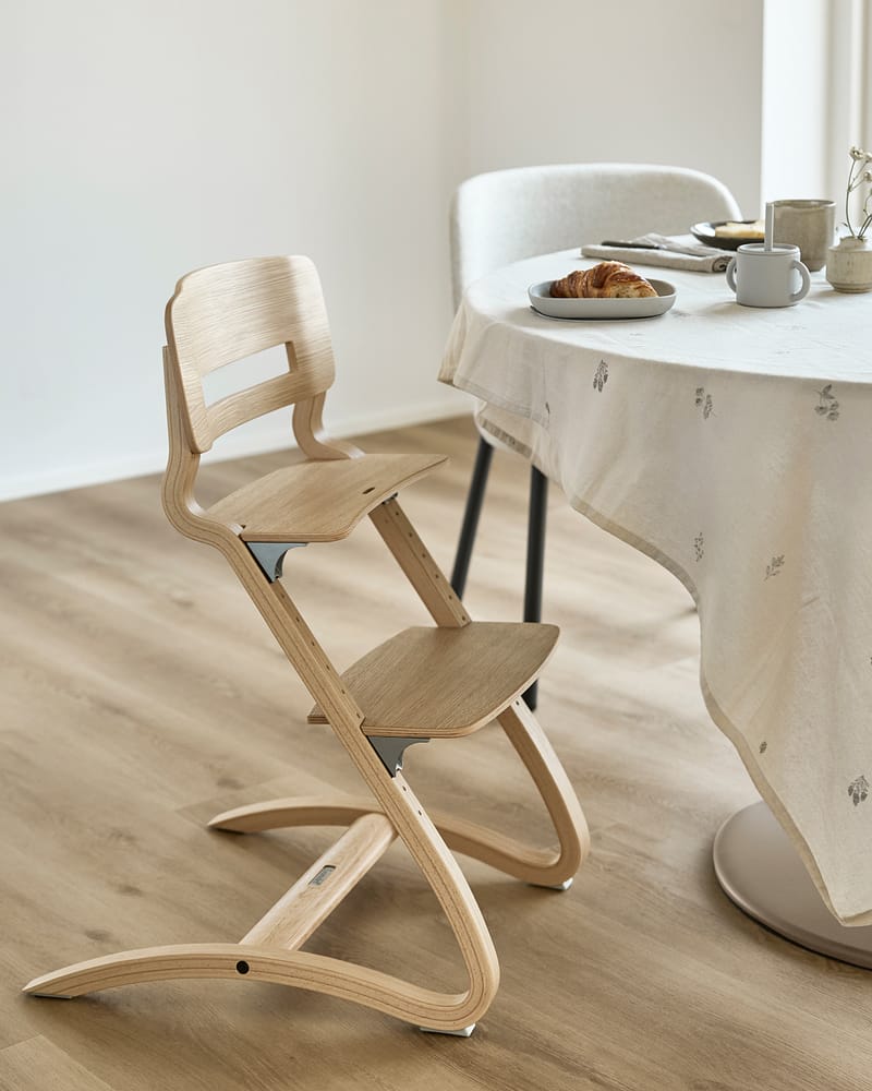 Leander Spisestol Louie - Justerbar | Eik, Natur, Natur