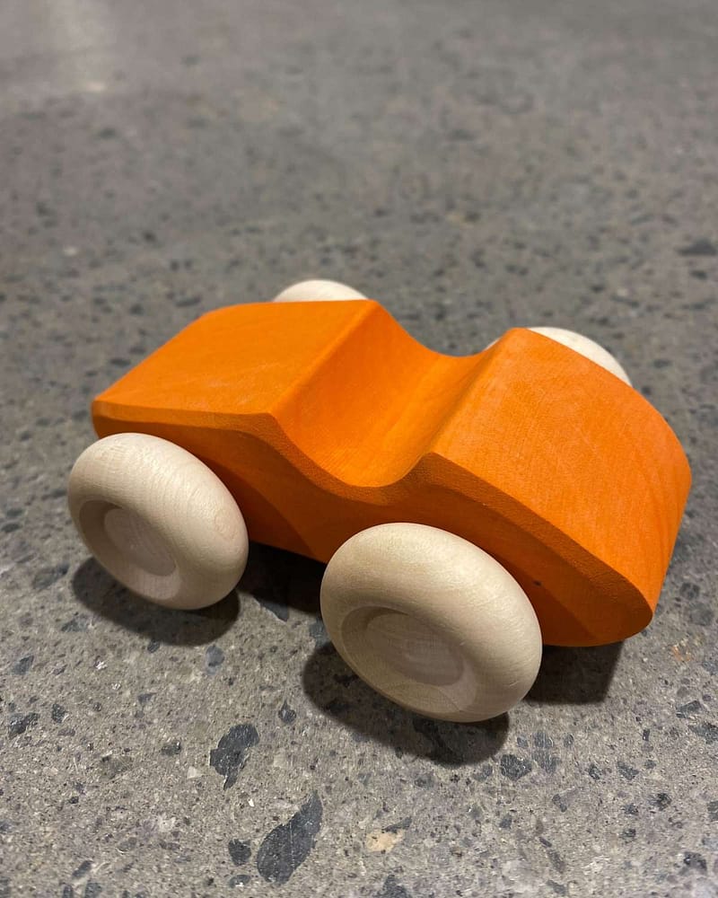 Lekebil i tre - Håndlaget Treleke - 10cm