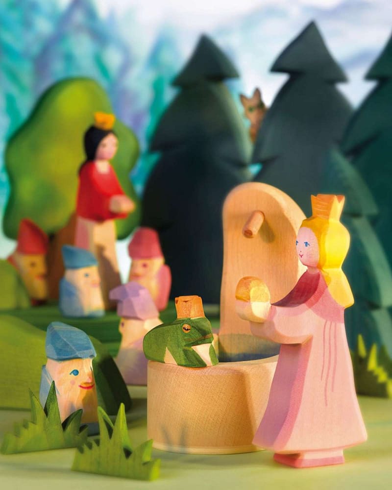 Prinsesse Trefigur - Håndlaget Dukketeater Dukker | Frog King