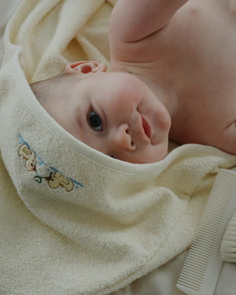 Badehåndkle Baby m/ Hette 75x75 cm - Øko Bomullsfrotté | Figo Baby Towel GOTS