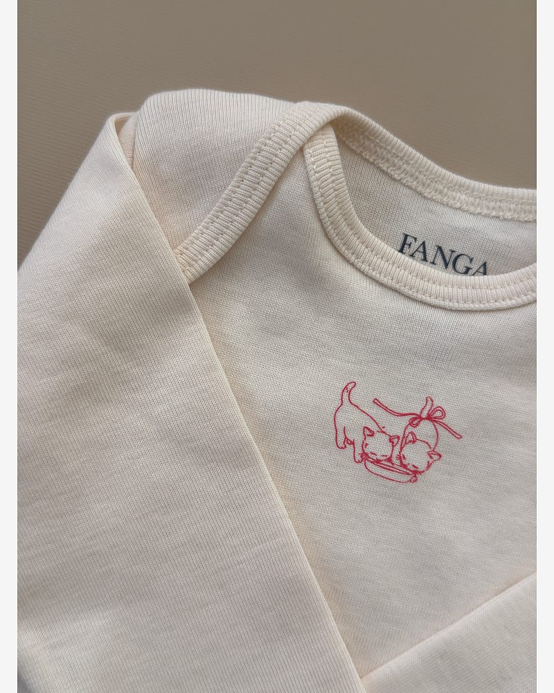 3pk. Body m/ Konvolutt Hals - 100% Øko Bomull | Fio Body - Gavepakke