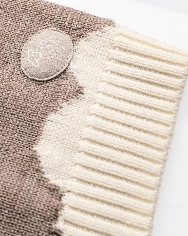 Ullgenser med Lammemotiv - 100% Merino | Lammi