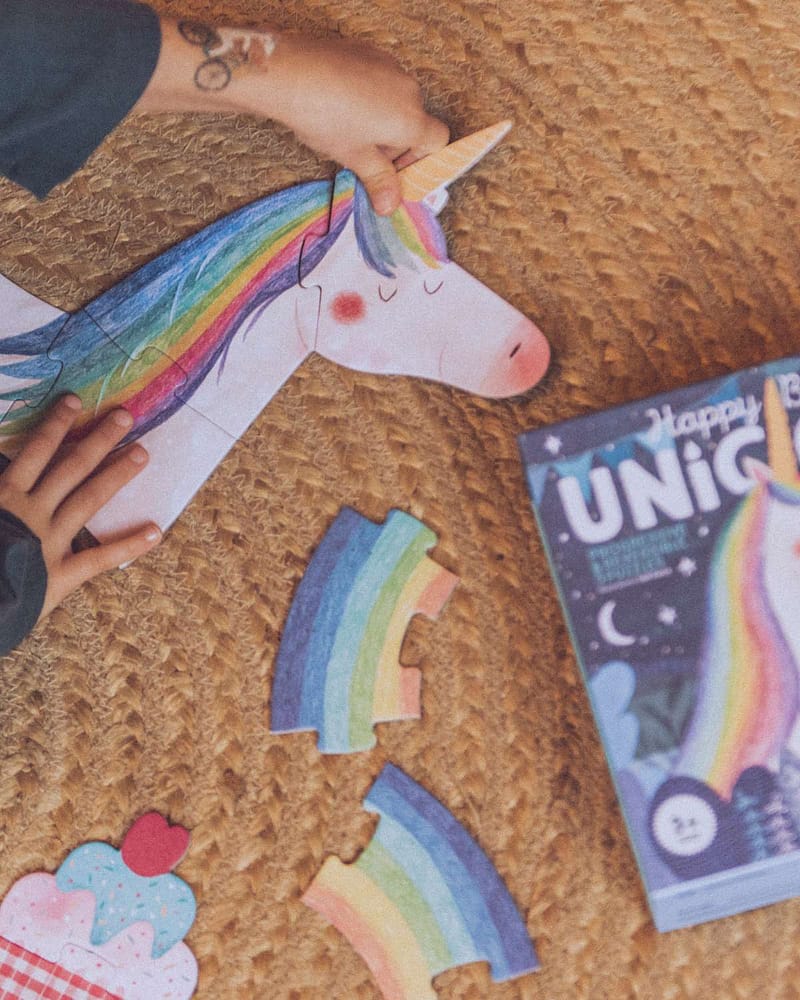 Puslespill "Gratulerer Enhjørning" - 10-i-5 Puslespill Barn 3år+ | Happy Birthday Unicorn