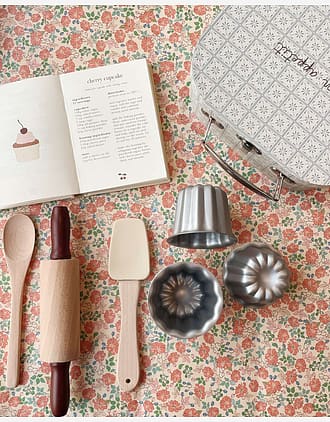 Bakesett i Tre + Kokebok - Bakeutstyr Barn | Madeleine Baking Set