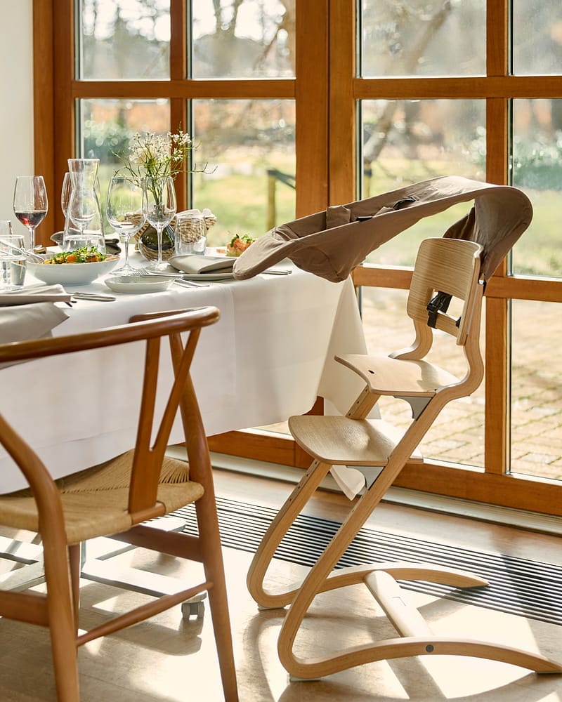 Nyfødtsete til Spisestol / Leander Louie & Classic Stol - Mocca