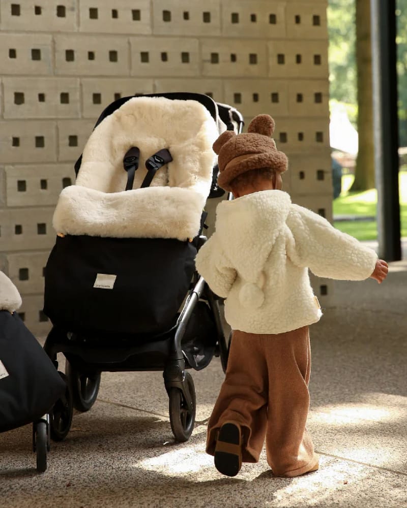 Vognpose m/ Lammeskinn - Universal Fit - Varm Vinterpose, 0-4år | Puffmuff