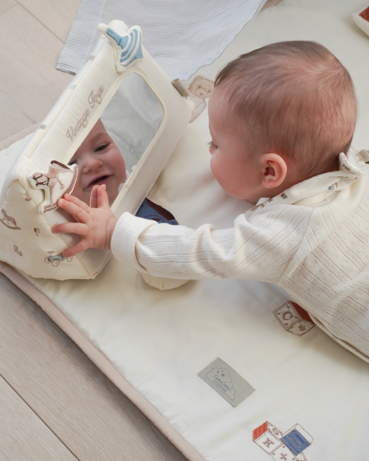 Lekespeil til lekematte - Økologisk | Tummy Time Mirror