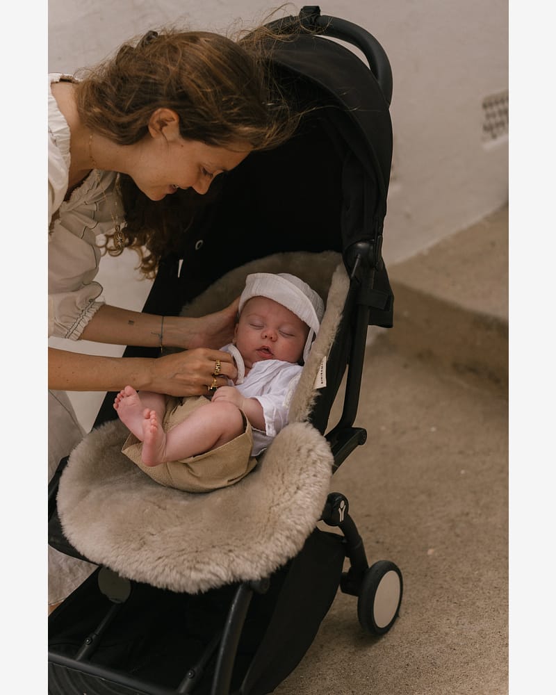 Lammeskinn til Vogn, Vippestol og Moseskurv - 100% Merino | Snuggler