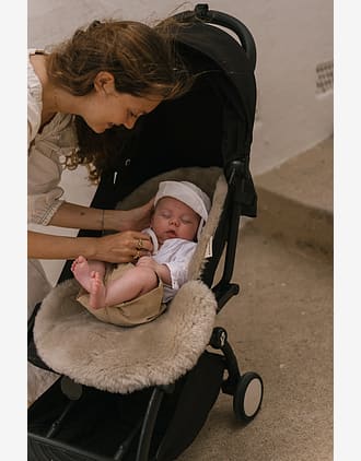 Lammeskinn til Vogn, Vippestol og Moseskurv - 100% Merino | Snuggler