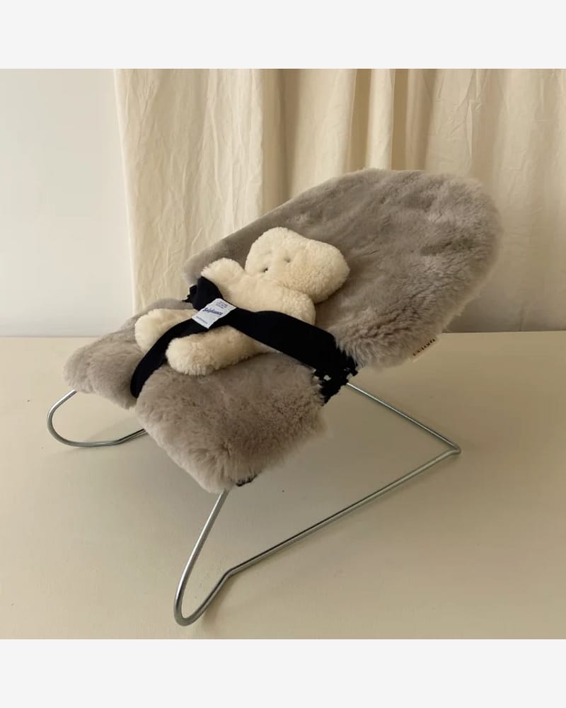 Lammeskinn til Vogn, Vippestol og Moseskurv - 100% Merino | Snuggler